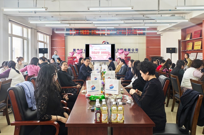 簪花弄甲 巾帼雅韵丨冲填公司开展喜迎“三·八”妇女节手工创作活动